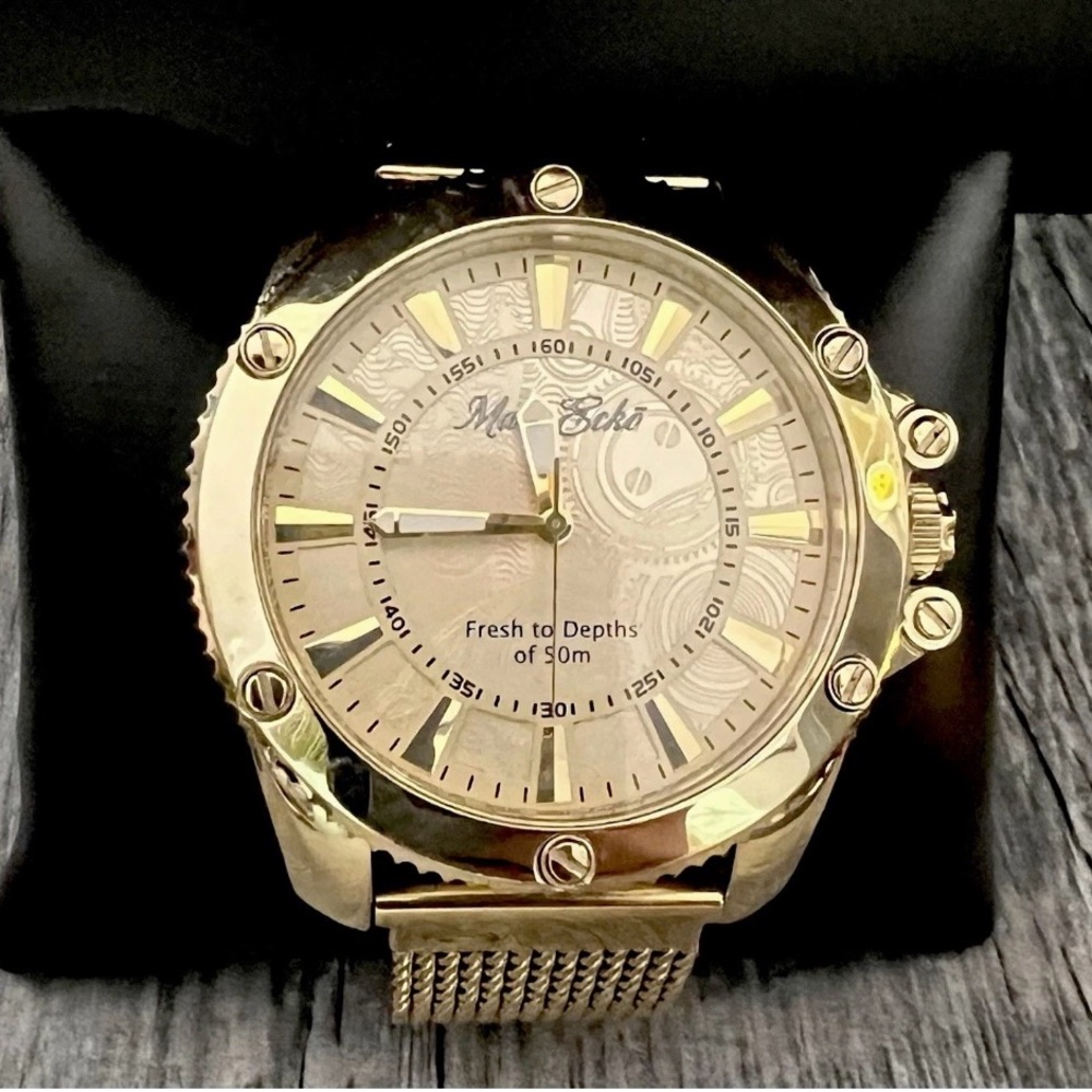 Marc Ecko Luxurious Gold Men's Watch 
‼️READ PLEASE NEED NEW BATTERIES BRAND NEW - Picture 3 of 4